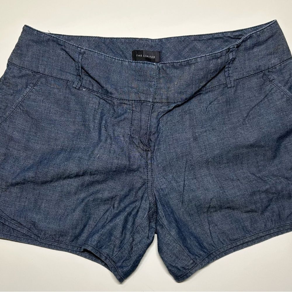 The Limited Women's chambray shorts size 8 30X4.5 9 rise scalloped side hem
